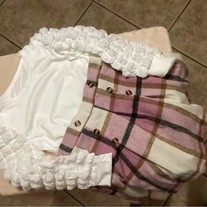 Girls Youth size 6 polyester double button skirt and puff sleeve shirt